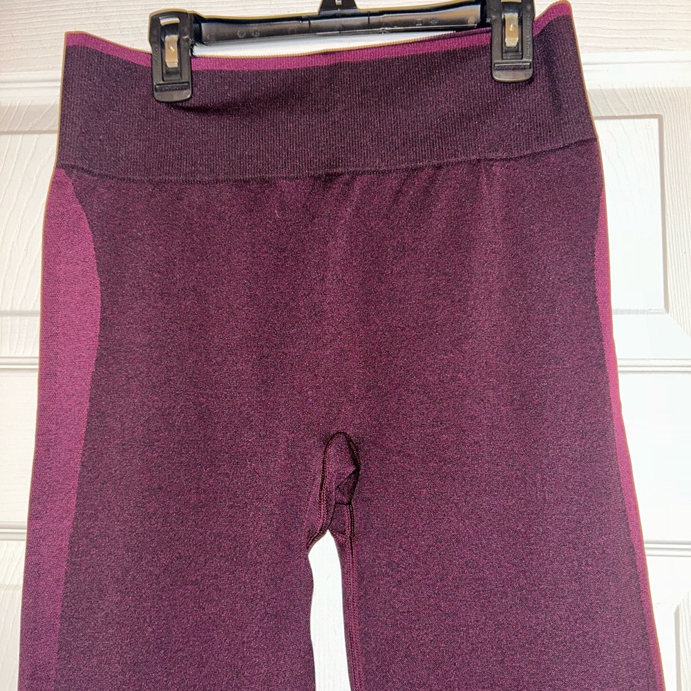Victoria's Secret Women’s Leggings in Deep Purple and Pink